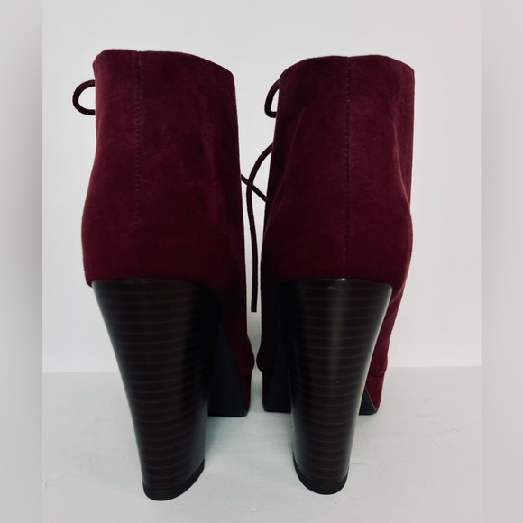 New~Burgundy Ankle Booties Sz 7.5M, by Soda - Picture 7 of 11
